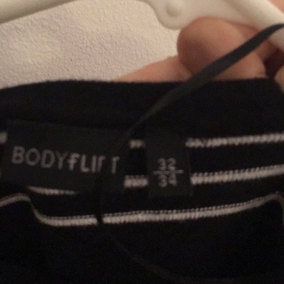 Black and white stripe sweater dress - Picture 5 of 5